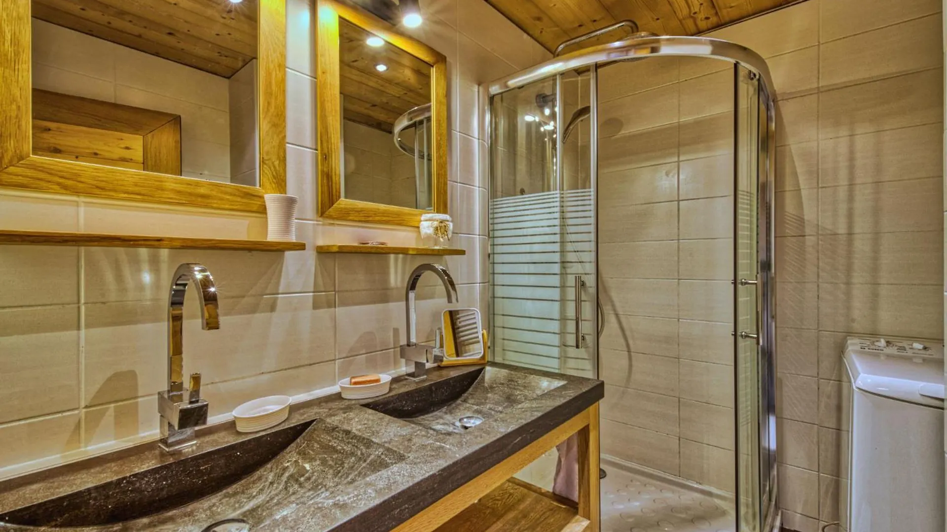 Apartment La Lauze By Interhome Fontcouverte-la-Toussuire